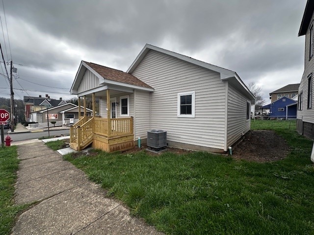 9 W Lincoln, Waynsbrg/Frankln Twp, PA 15370 - view of property exterior with central air condition unit and a yard