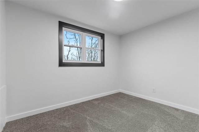 647 Northcrest Dr, Brookline, PA 15226 - unfurnished room featuring baseboards and dark colored carpet