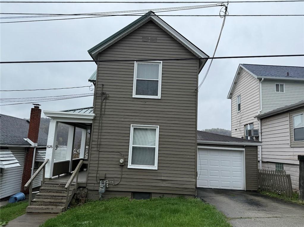 626 Park St, California, PA 15419 - photo 1