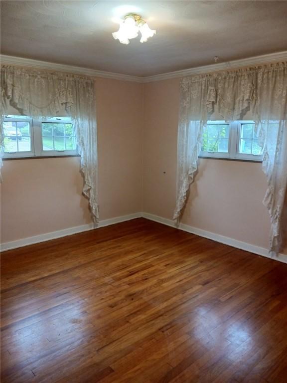 2548 Elcor Dr, New Kensington, PA 15068 - photo 15