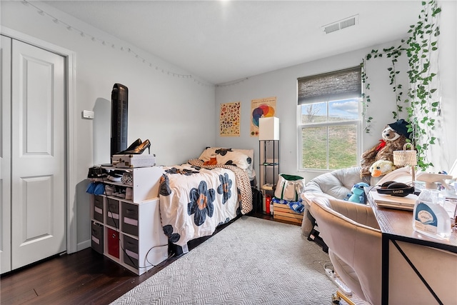 106 Morgan Dr, South Strabane, PA 15301 - bedroom with dark wood-style flooring and visible vents
