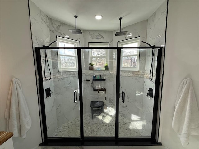6755 Mcpherson Blvd, Point Breeze, PA 15208 - bathroom featuring a marble finish shower