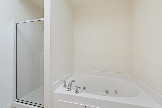 1743 Holmes Dr, Franklin Park, PA 15143 - bathroom featuring a stall shower and a tub with jets
