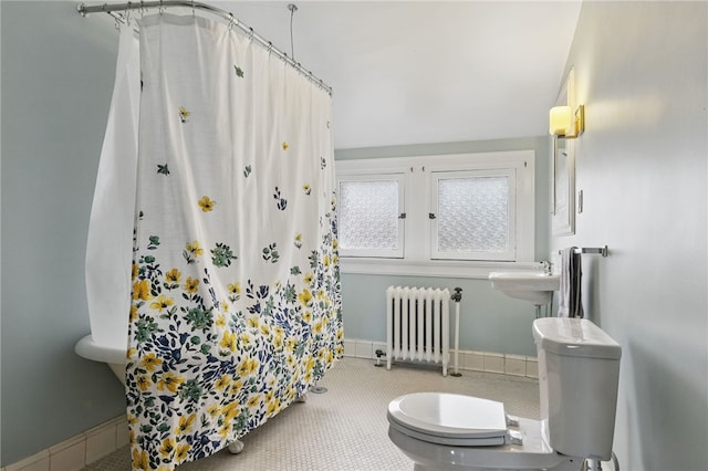 5818 Aylesboro Ave, Squirrel Hill, PA 15217 - bathroom featuring radiator, toilet, curtained shower, and baseboards