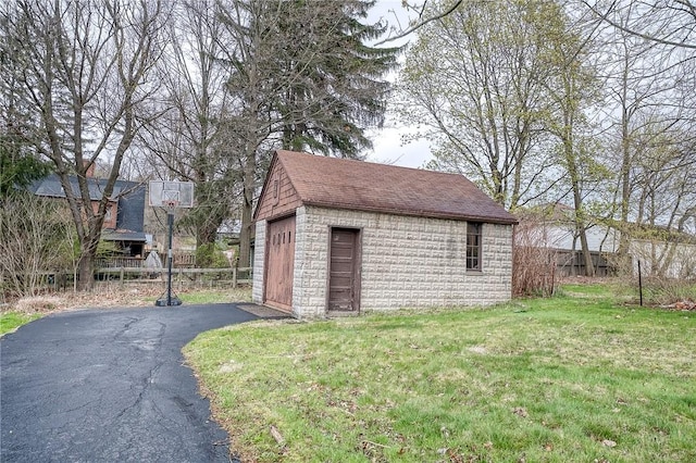 120 Arden Dr, Shaler, PA 15116 - view of outdoor structure with an outdoor structure and fence