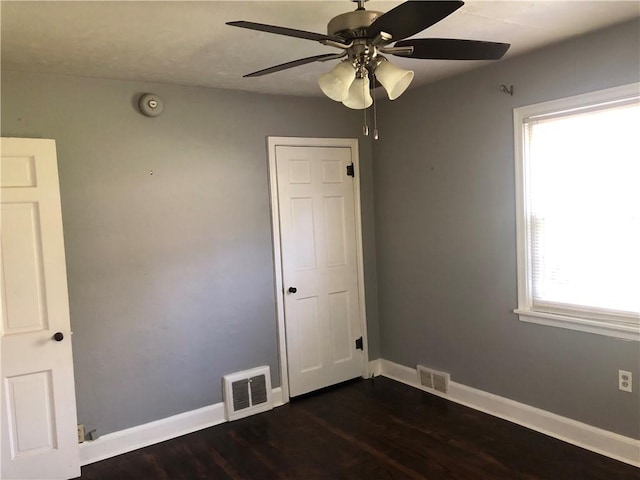 159 Oakville Rd, Chippewa Twp, PA 15010 - spare room featuring ceiling fan, dark wood finished floors, baseboards, and a smoke detector