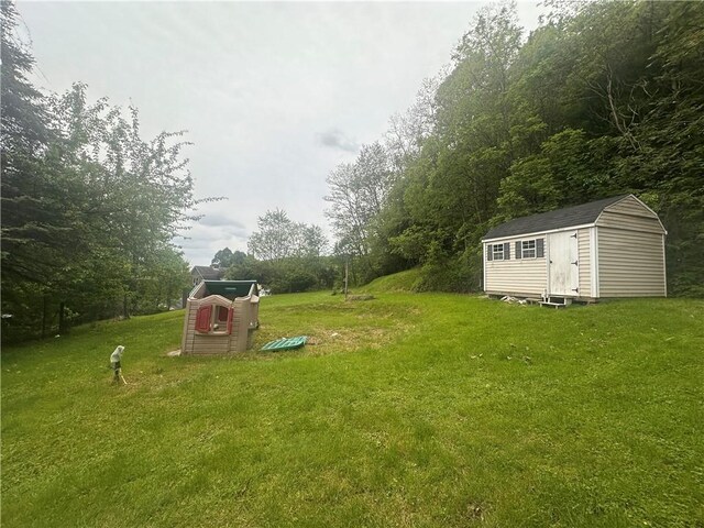 703 Fairview Ave, Ellwood City Law, PA 16117 - photo 25