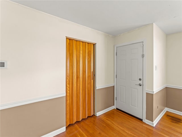 320 Parcell St, Claysville, PA 15323 - entrance foyer with baseboards and wood finished floors
