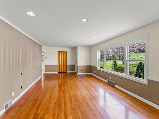 320 Parcell St, Claysville, PA 15323 - unfurnished living room with recessed lighting, light wood-style floors, visible vents, and baseboards