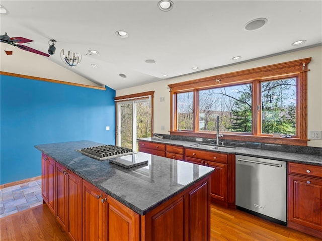 320 Parcell St, Claysville, PA 15323 - kitchen featuring vaulted ceiling, a center island, a sink, stainless steel appliances, and recessed lighting