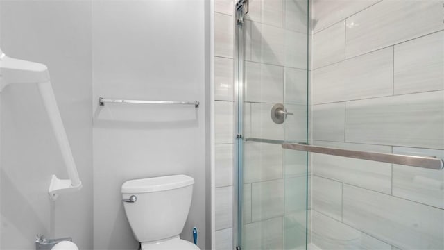 1420 Lexington Dr, Cecil, PA 15055 - full bath featuring a shower stall and toilet