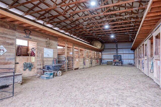 2072 Washington, Washington Twp Wml, PA 15613 - view of stable
