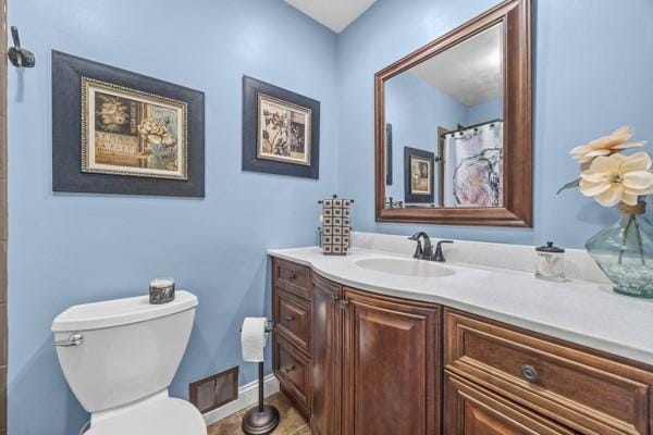 1420 Fernledge Dr, Shaler, PA 15101 - bathroom with vanity, baseboards, toilet, and a shower with curtain