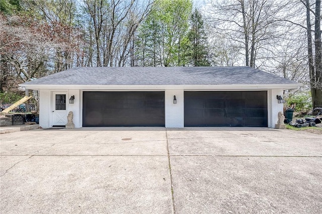 view of detached garage