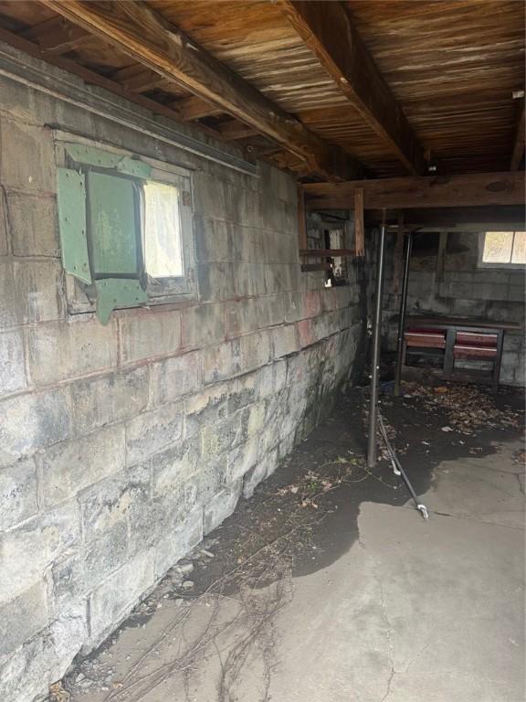 1501 Stewart St, New Kensington, PA 15068 - basement featuring concrete block wall