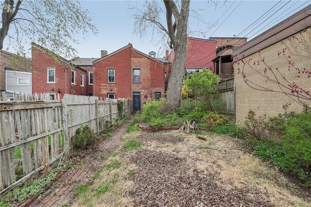 1319 Sheffield St, Manchester, PA 15233 - view of yard featuring fence