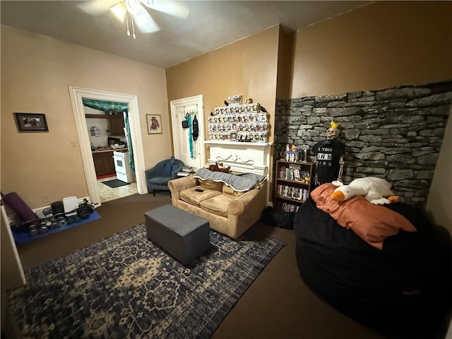 2106 Sarah St, South Side, PA 15203 - carpeted bedroom featuring a ceiling fan