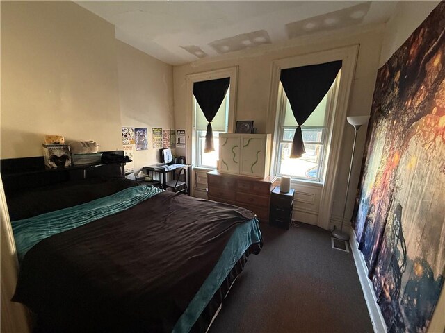 2106 Sarah St, South Side, PA 15203 - bedroom featuring carpet and visible vents