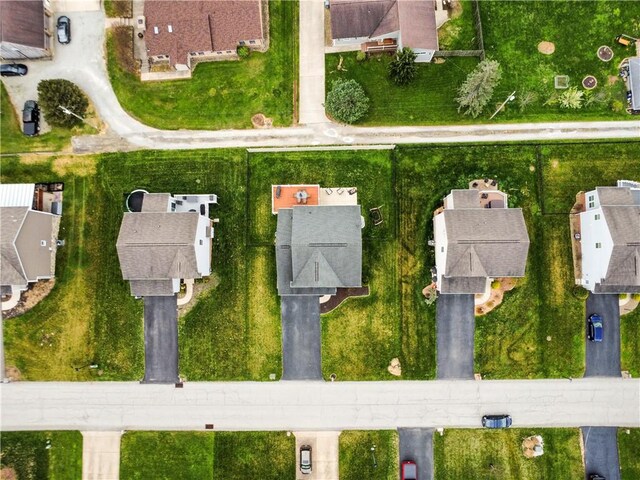 birds eye view of property featuring a residential view