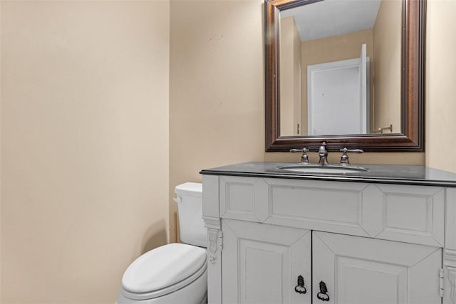 1402 Magnolia Ct, Bethel Park, PA 15102 - half bath featuring toilet and vanity
