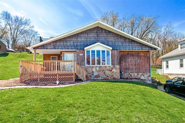 829 Fellsburg Rd, Rostraver, PA 15012 - view of front of house featuring a front lawn and covered porch