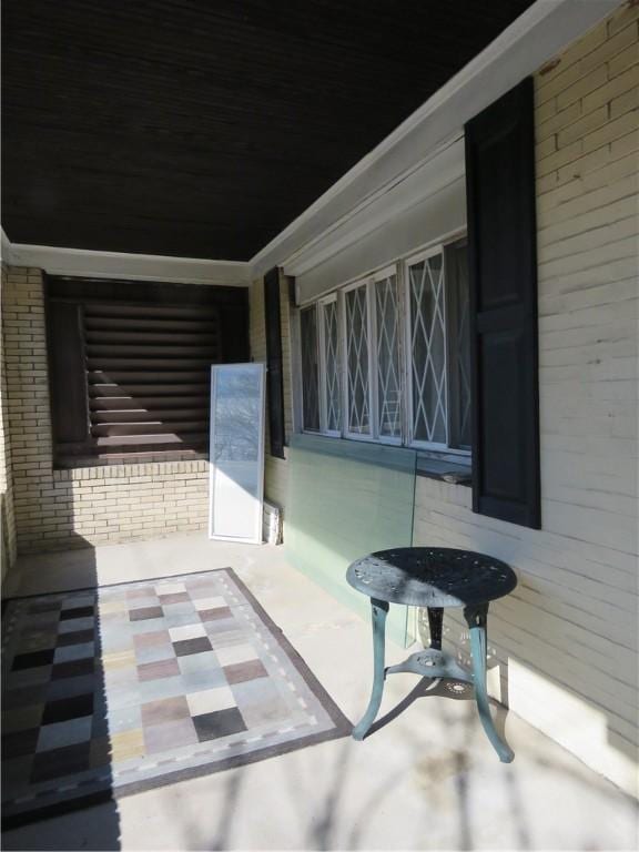 view of patio featuring covered porch