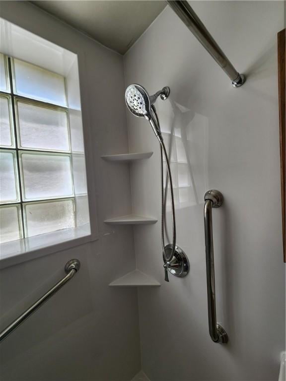6420 Leechburg Rd, Verona, PA 15147 - photo 29