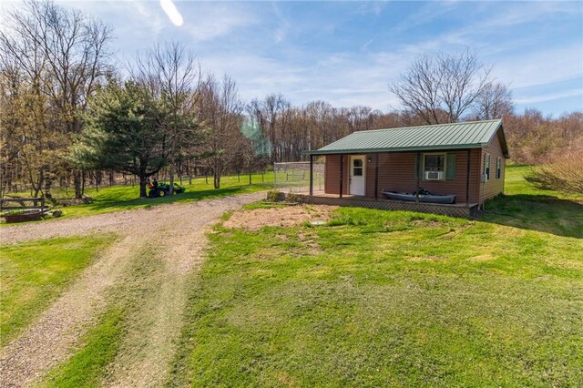 2939 Perry Hwy, Perry Twp Mer, PA 16130 - view of outbuilding with fence and dirt driveway