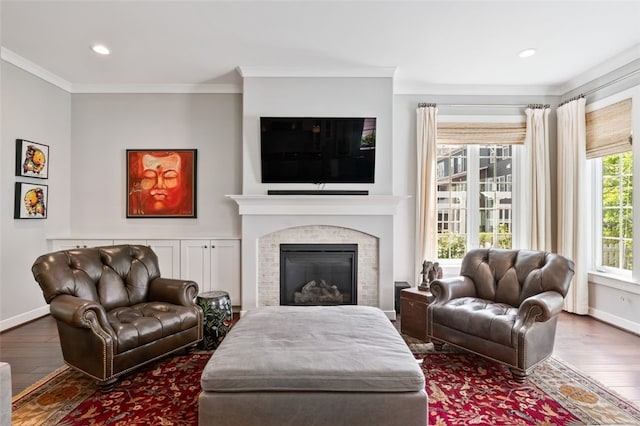 331 Boundary St, Sewickley, PA 15143 - living area with baseboards, recessed lighting, wood finished floors, and ornamental molding