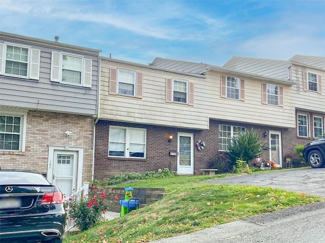 109 Old Meadow Rd, Canonsburg, PA 15317 - photo 2