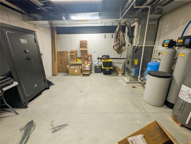 109 Brianna Ln, Oakland Twp, PA 16025 - unfinished basement with heating unit