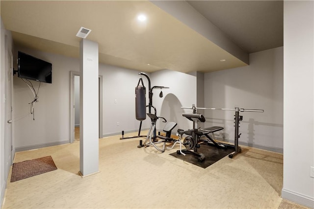 workout area featuring recessed lighting, visible vents, and baseboards
