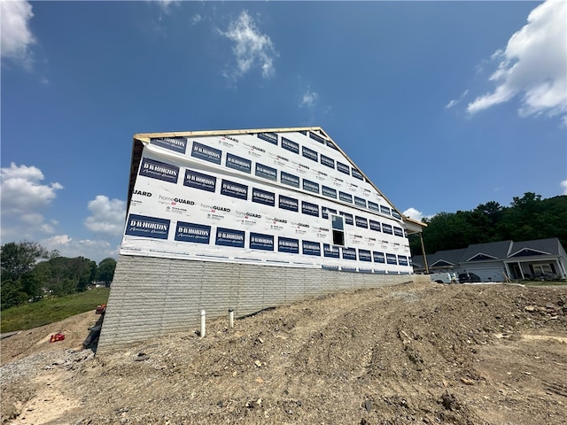 3026 Audrey Dr, Hempfield Twp, PA 15601 - view of building exterior