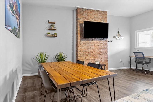 17 Lelia St, Mt Washington, PA 15211 - dining room featuring wood finished floors and baseboards