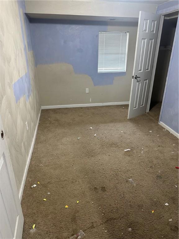 10 Welsh Way S, Side, PA 15203 - carpeted spare room featuring baseboards