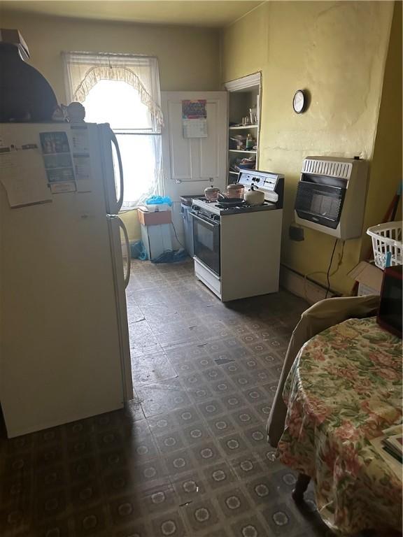 10 Welsh Way S, Side, PA 15203 - interior space featuring heating unit and white appliances