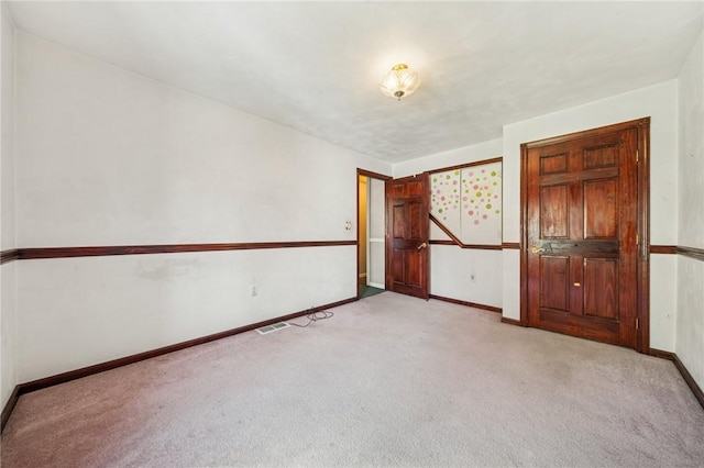 116 Dutchtown Rd, Sewickley Twp, PA 15637 - spare room with visible vents, baseboards, and light carpet