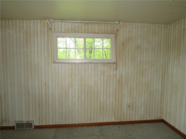 1185 Colgate Dr, Monroeville, PA 15146 - unfurnished room with baseboards