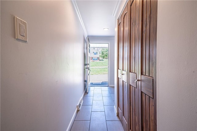 215 Wyngate Rd, Moon/Crescent Twp, PA 15108 - hall featuring light tile patterned floors, crown molding, and baseboards