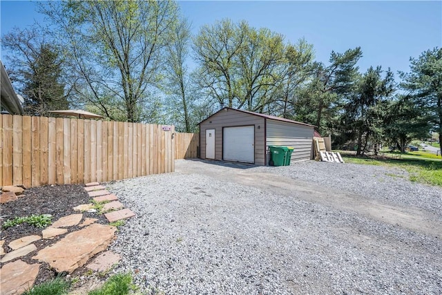 337 Whitestown Rd, Twp Of But Nw, PA 16001 - detached garage with fence