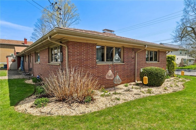 2364 Sheffield Rd, Aliquippa, PA 15001 - view of side of home featuring a lawn and brick siding