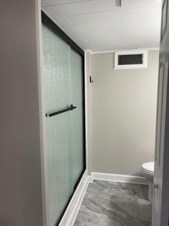 416 Millers Ln, Plum Boro, PA 15239 - full bathroom with toilet, a stall shower, baseboards, and marble finish flooring