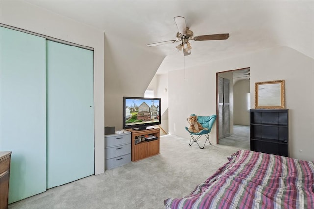 546 9th St, Pitcairn, PA 15140 - bedroom featuring a ceiling fan, lofted ceiling, carpet, and a closet