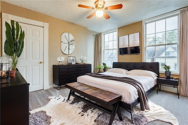 bedroom with a ceiling fan