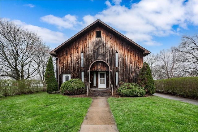 934 W W Rdg, Sharpsville, PA 16150 - view of front of house with a front yard and board and batten siding