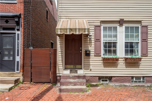 2113 Wharton St, South Side, PA 15203 - view of property entrance