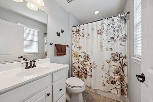 112 Aprilmae Way, Ross Twp, PA 15237 - bathroom with visible vents, shower / tub combo with curtain, toilet, and vanity