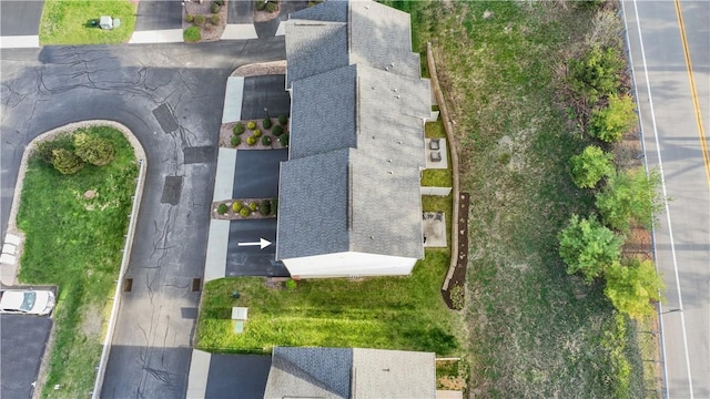 112 Aprilmae Way, Ross Twp, PA 15237 - drone / aerial view