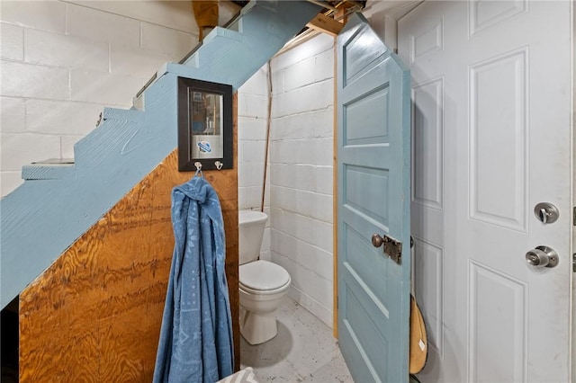 bathroom featuring toilet