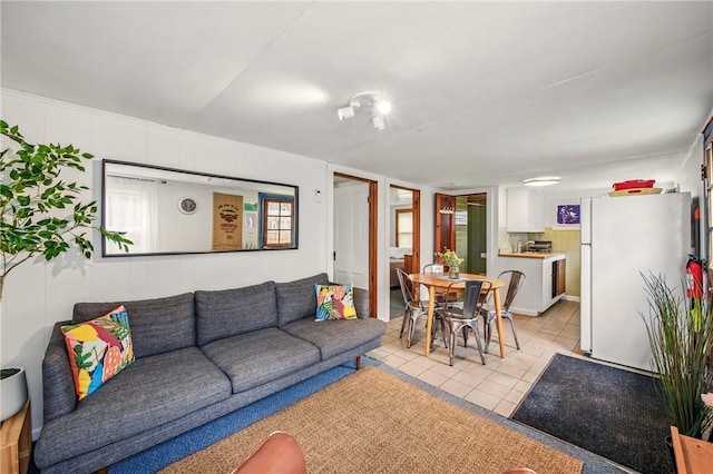 875 Hillside Rd, Jamestown Cra, PA 16134 - living room featuring light tile patterned floors